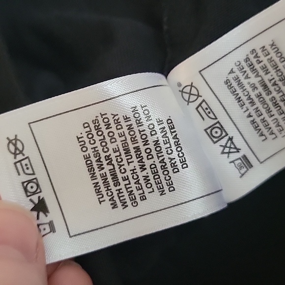 Disney Parks Black Short Sleeve Graphic Shirt, Women's Extra Small - Picture 6 of 7